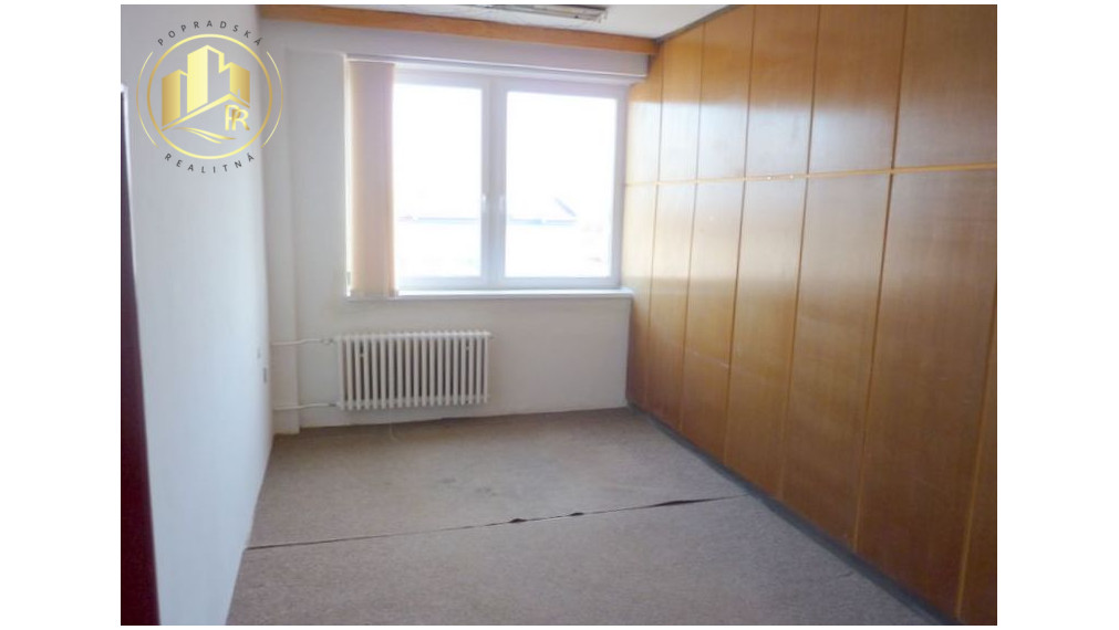 Kancelárske priestory v centre mesta Poprad v blízkosti OC Forum !!