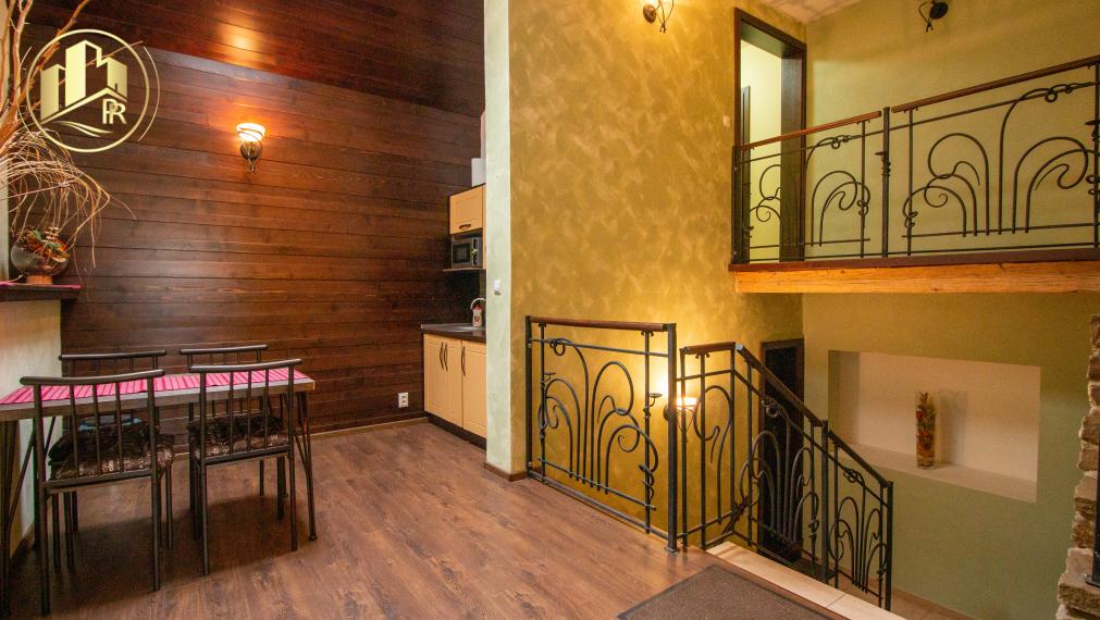 Priestranné kancelárske priestory na prenájom priamo na námestí Poprad - Spišská Sobota