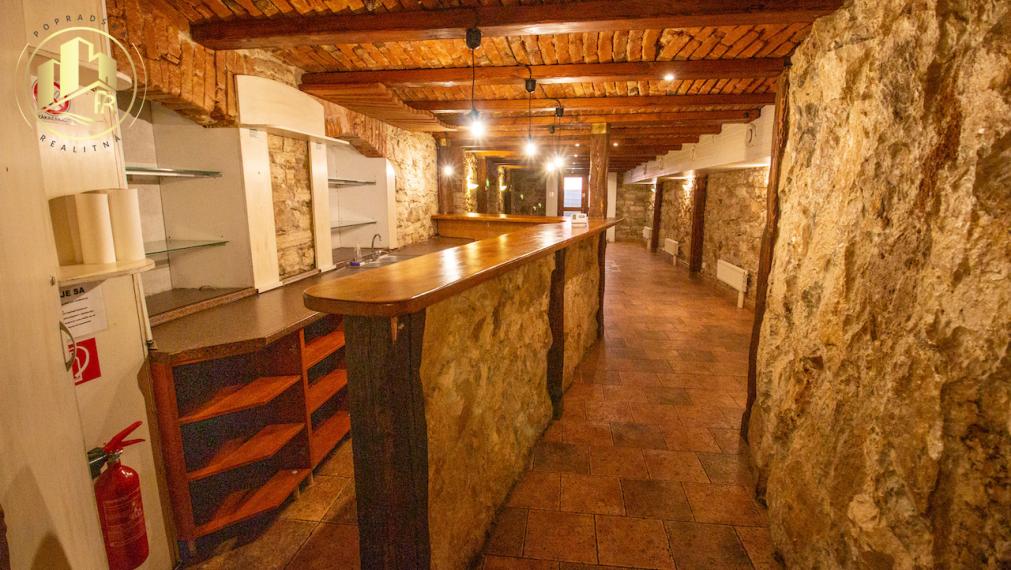 Reprezentatívny priestor na prenájom priamo na námestí mesta Poprad