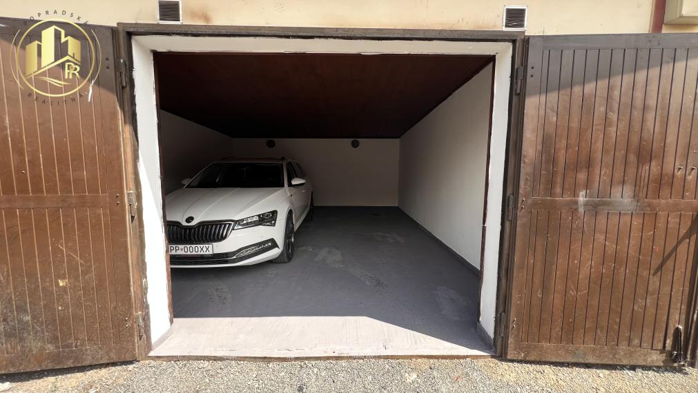 Veľká garáž na prenájom, Starý Juh - Poprad