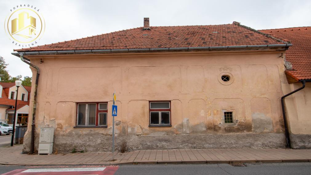 Predaj historického domu na námestí Poprad - Veľká