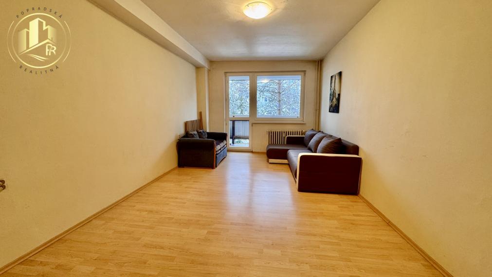 Priestranný 3-izbový byt s balkónom na prenájom, Poprad Juh