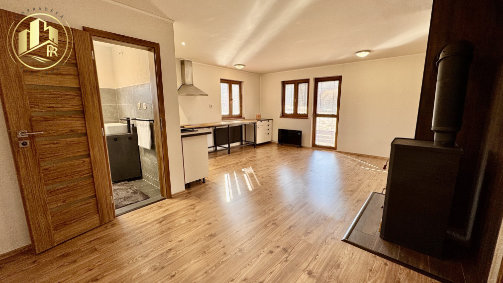 ZNÍŽENÁ CENA !! Chata na predaj v obci Kráľova Lehota – vstupná brána do Tatier a Liptova