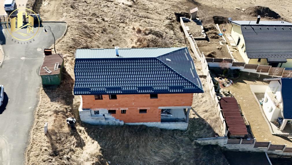 Rodinný dom vo Vlkovej – ideálne miesto pre Vašu budúcnosť!