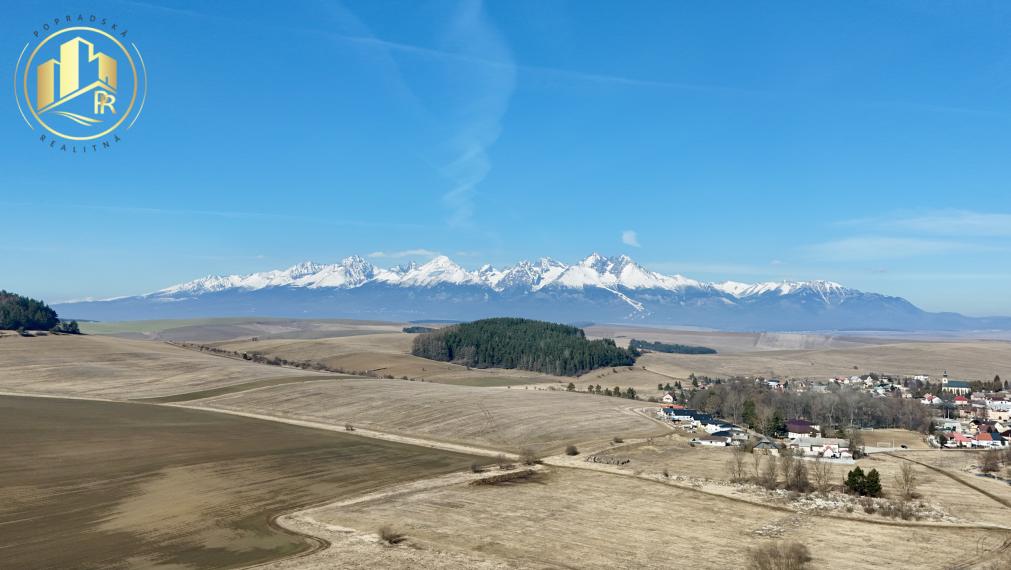 Stavebný pozemok vo Vlkovej – výnimočná príležitosť pre vaše nové bývanie! 🌿
