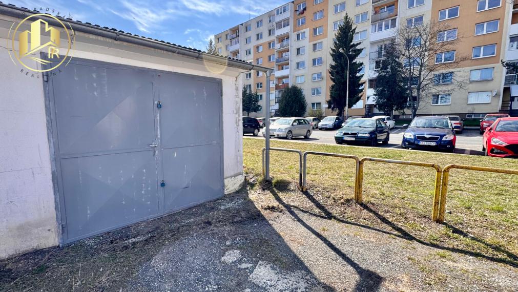 Garáž s potenciálom na predaj v skvelej lokalite Popradu