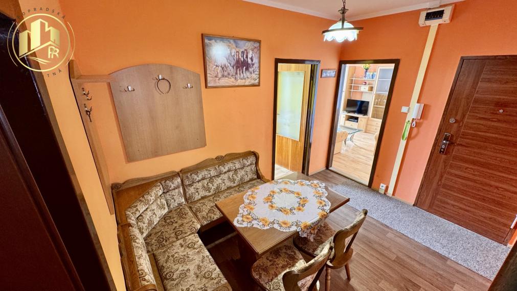 PRENÁJOM 2i bytu s balkónom, Starý Juh – voľný od mája