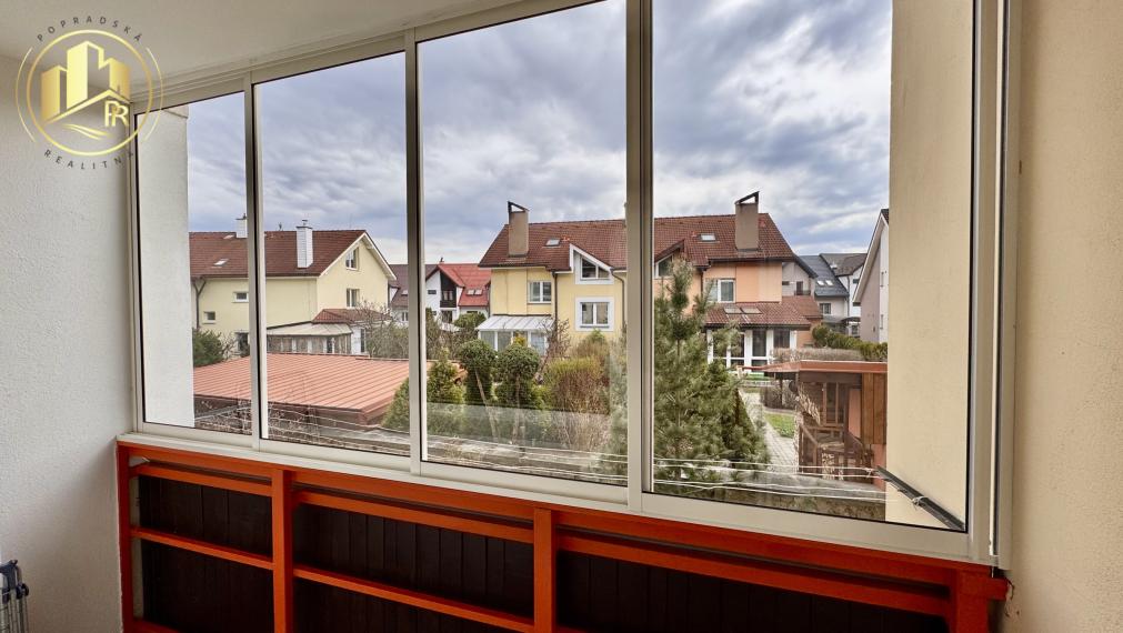 3-izbový byt s dvoma loggiami a výhľadom na Tatry – Poprad Veľká, komplet zariadený