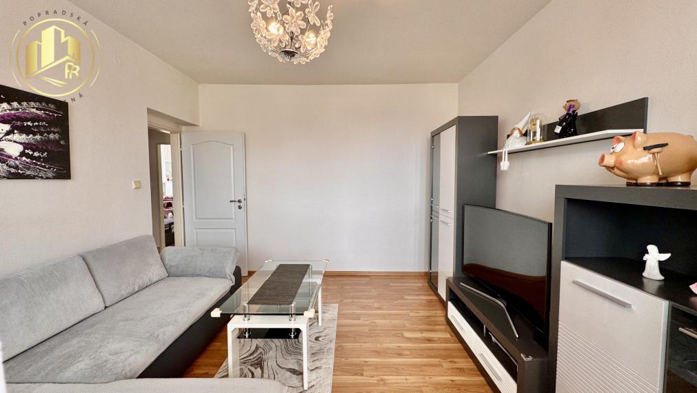 3-izbový byt s dvoma loggiami a výhľadom na Tatry – Poprad Veľká, komplet zariadený