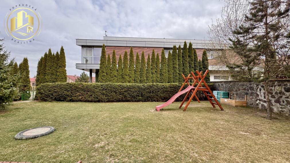 3-izbový byt s dvoma loggiami a výhľadom na Tatry – Poprad Veľká, komplet zariadený