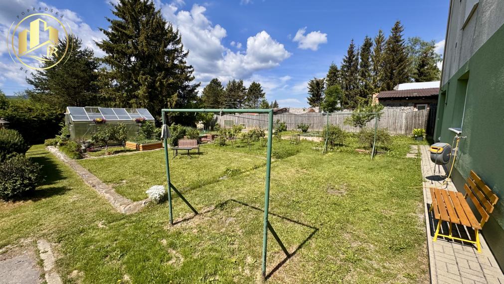 3-izbový byt s balkónom, záhradkou a garážou v pokojnej lokalite obce Štrba