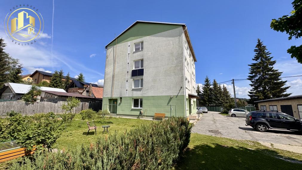 3-izbový byt s balkónom, záhradkou a garážou v pokojnej lokalite obce Štrba