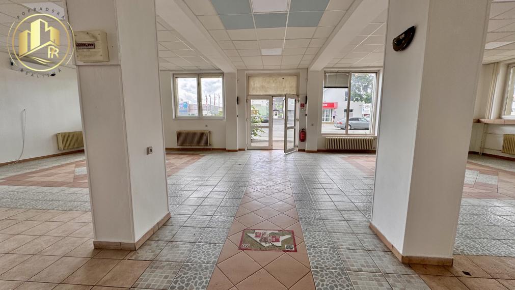Prenájom obchodno-kancelárskych priestorov | 176 m² | Poprad - VEĽKÁ