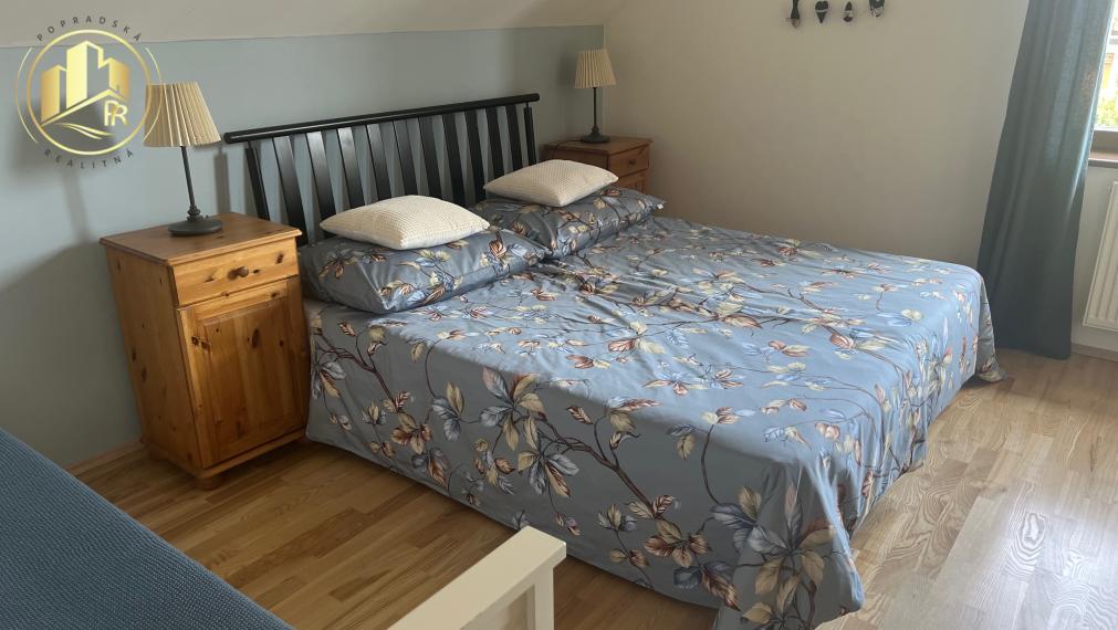 MODERNÝ APARTMÁN S VEĽKOU TERASOU A SÚKROMNÝM PARKOVANÍM – POPRAD, VEĽKÁ