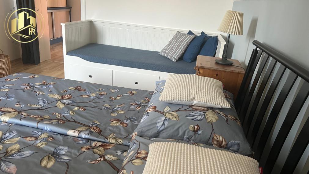 MODERNÝ APARTMÁN S VEĽKOU TERASOU A SÚKROMNÝM PARKOVANÍM – POPRAD, VEĽKÁ