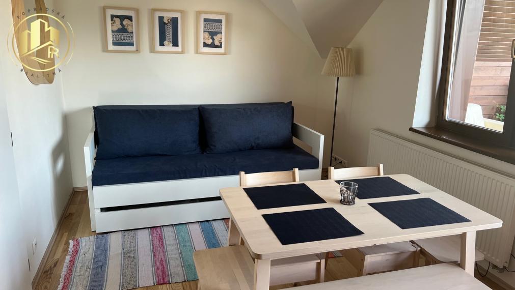 MODERNÝ APARTMÁN S VEĽKOU TERASOU A SÚKROMNÝM PARKOVANÍM – POPRAD, VEĽKÁ