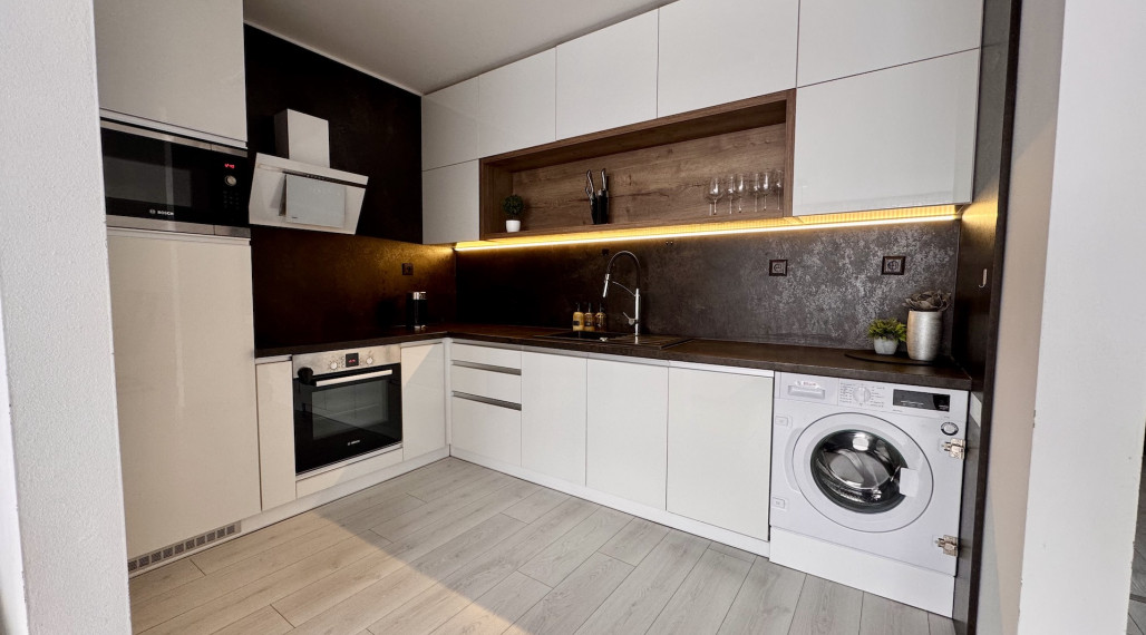 Luxusný a veľký 2 izbový byt na prenájom v centre mesta Poprad