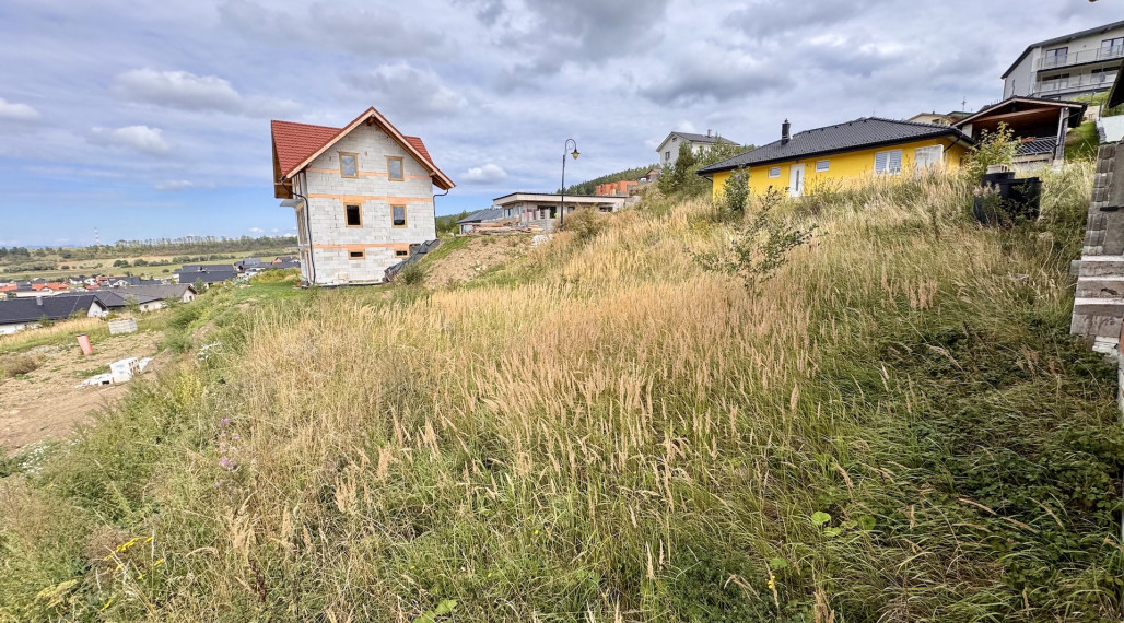 Stavebný pozemok vo Vlkovej – výnimočná príležitosť pre vaše nové bývanie! 🌿