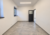 271 m² PRIESTOR PRE VAŠE PODNIKANIE | KOMPLETNE ZREKONŠTRUOVANÝ OBJEKT | PARKOVANIE | BILLBOARD - fotografia 2