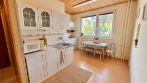 Znížená cena !! 3-IZBOVÝ BYT 69,22 m² V SKVELEJ LOKALITE POPRADU na predaj ! - fotografia 6
