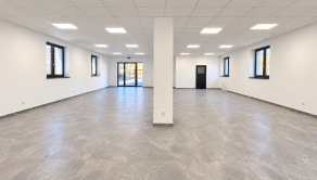 271 m² PRIESTOR PRE VAŠE PODNIKANIE | KOMPLETNE ZREKONŠTRUOVANÝ OBJEKT | PARKOVANIE | BILLBOARD - fotografia 4