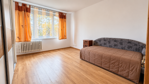 Priestranný 3-izbový byt s balkónom na prenájom vo vyhľadávanej lokalite Starý Juh - fotografia 11
