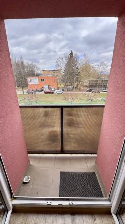 Útulný 2 izbový byt s balkónom na prenájom v širšom centre Popradu - fotografia 12