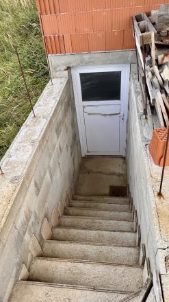 Rodinný dom vo Vlkovej – ideálne miesto pre Vašu budúcnosť! - fotografia 8