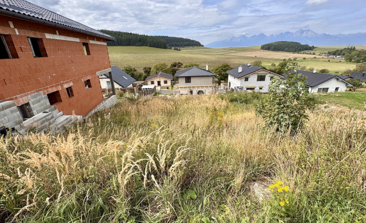 Stavebný pozemok vo Vlkovej – výnimočná príležitosť pre vaše nové bývanie! 🌿 - fotografia 2