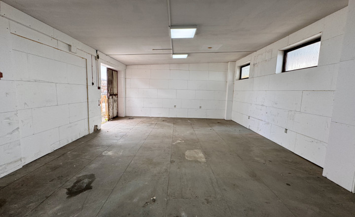 Prenájom 3 zateplených garáží | 48 m² | Poprad - Veľká - fotografia 1