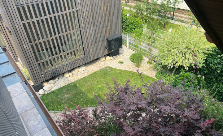 MODERNÝ APARTMÁN S VEĽKOU TERASOU A SÚKROMNÝM PARKOVANÍM – POPRAD, VEĽKÁ - fotografia 9