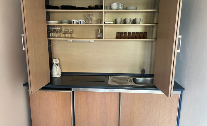 MODERNÝ APARTMÁN S VEĽKOU TERASOU A SÚKROMNÝM PARKOVANÍM – POPRAD, VEĽKÁ - fotografia 13