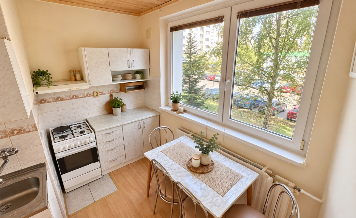 Znížená cena !! 3-IZBOVÝ BYT 69,22 m² V SKVELEJ LOKALITE POPRADU na predaj ! - fotografia 7