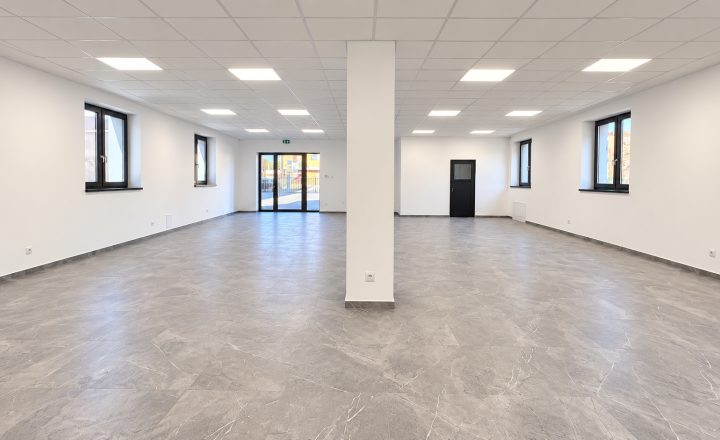 271 m² PRIESTOR PRE VAŠE PODNIKANIE | KOMPLETNE ZREKONŠTRUOVANÝ OBJEKT | PARKOVANIE | BILLBOARD - fotografia 3
